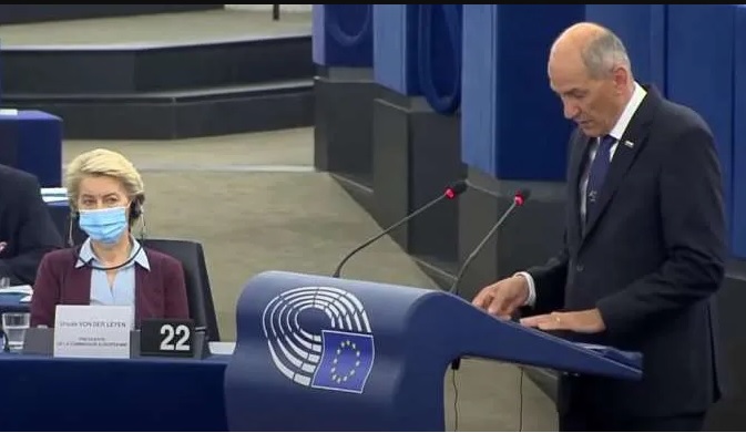 Ο Σλοβένος πρωθυπουργός απευθύνθηκε στο Ευρωπαϊκό Κοινοβούλιο