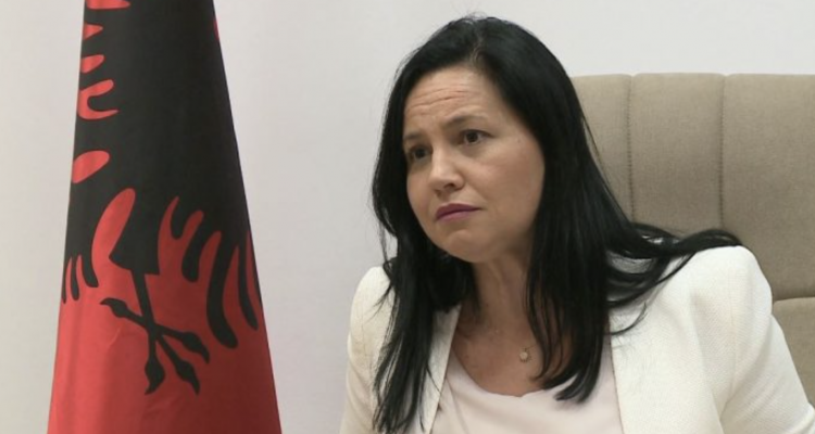 Αλβανία: «Κατ’ οίκον σύλληψη» για την πρώην Υφυπουργό Εσωτερικών