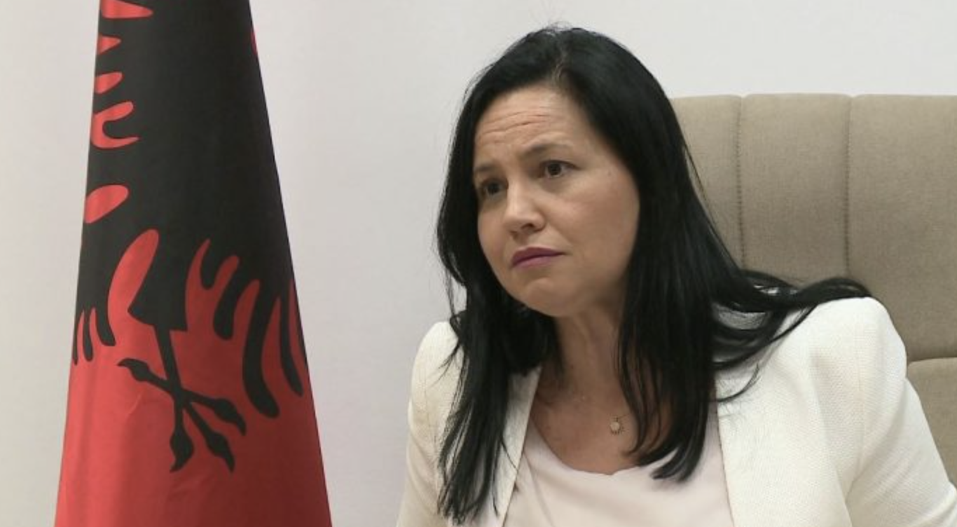 Αλβανία: «Κατ’ οίκον σύλληψη» για την πρώην Υφυπουργό Εσωτερικών