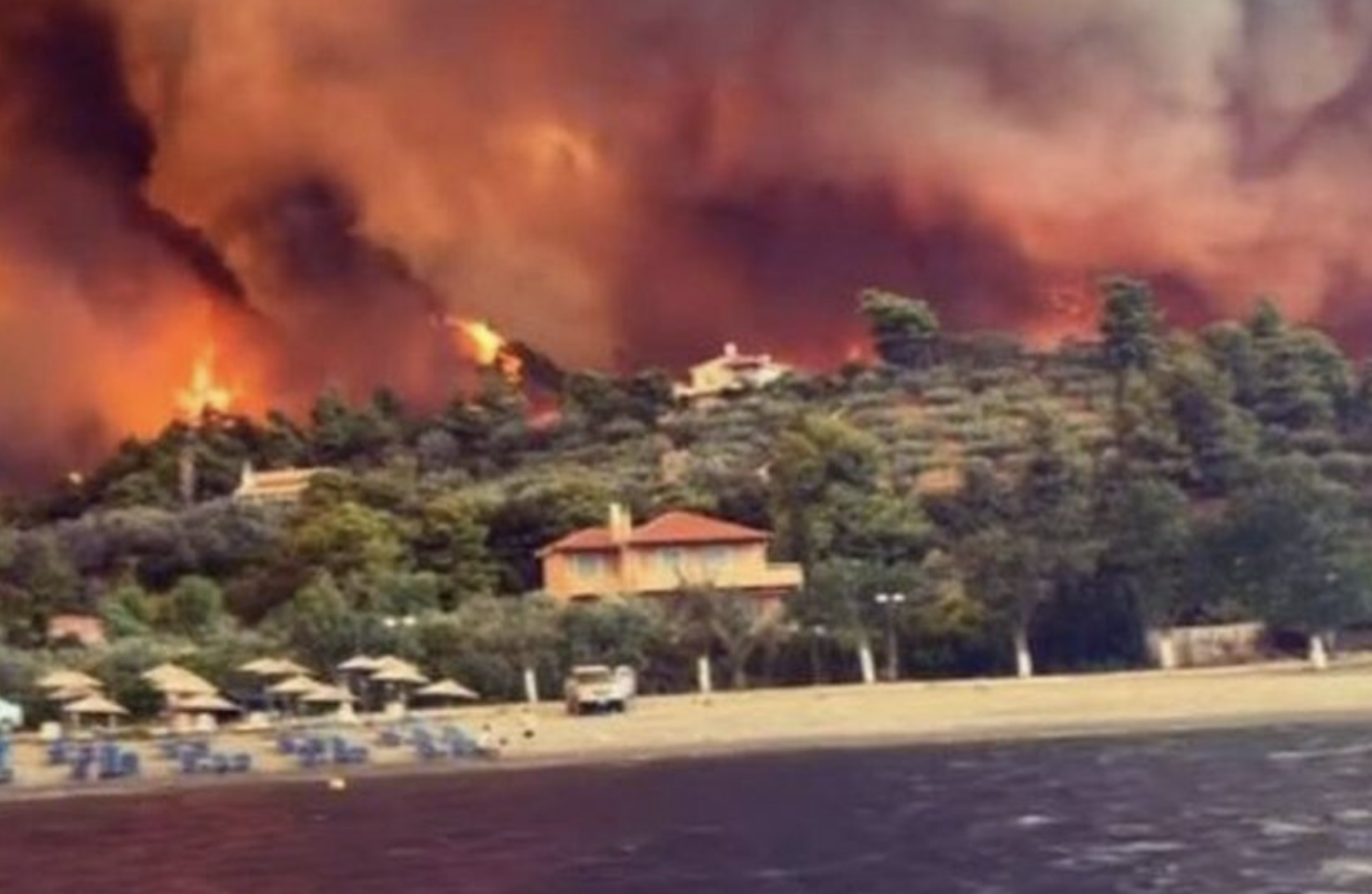 Σε πύρινο κλοιό εν μέσω καύσωνα η Ελλάδα