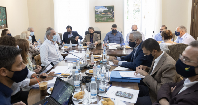 Κύπρος: Ανάκληση διαβατηρίων στην ηγεσία των Τουρκοκυπρίων