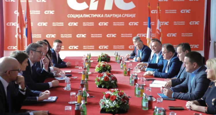 Σερβία: Vučić και Dacić συνεχίζουν τη συνεργασία SNS και SPS