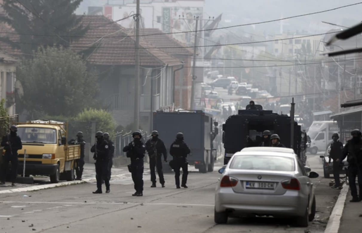 Κοσσυφοπέδιο: Η επιχείρηση της αστυνομίας είναι δράση επιβολής του νόμου, σύμφωνα με το ΝΑΤΟ