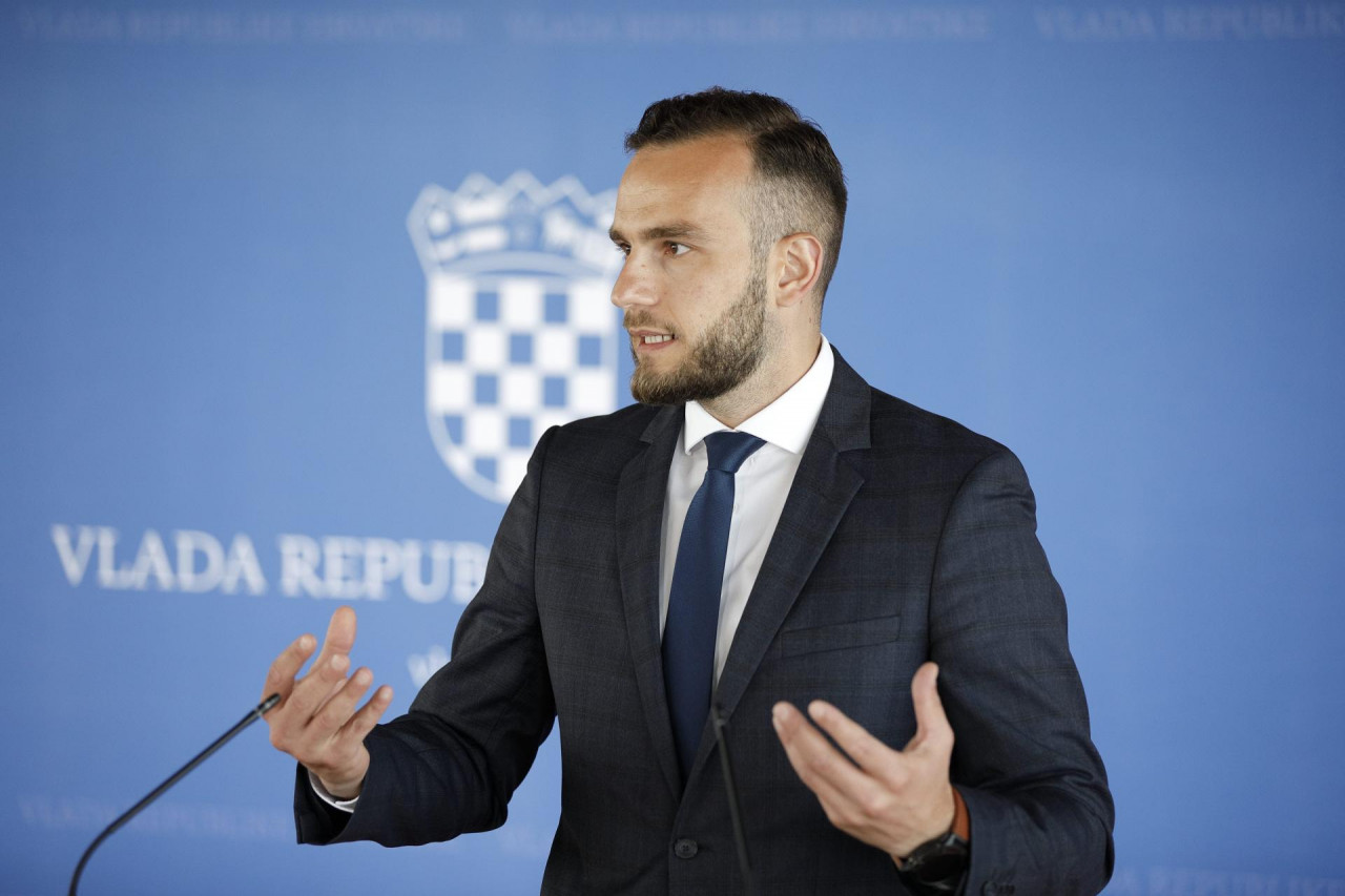 Κροατία: O Aladrović δήλωσε ότι ο νέος νόμος θα ρυθμίσει καλύτερα ορισμένα θέματα