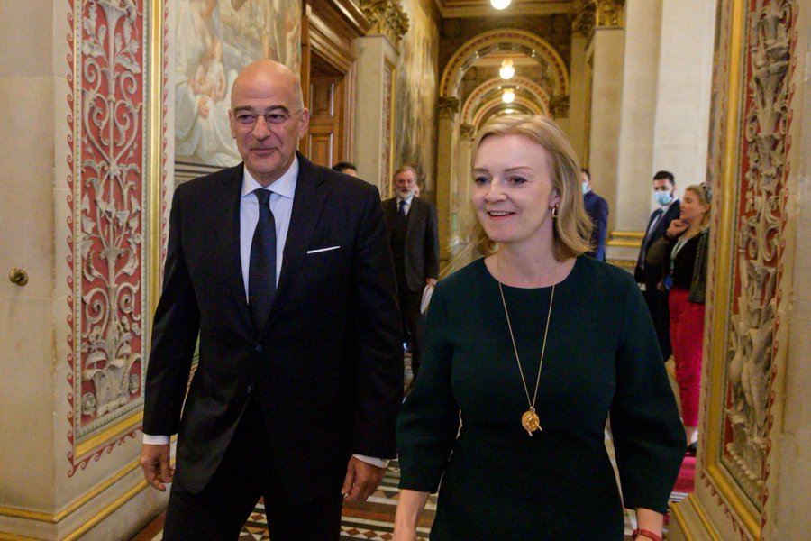 Ελλάδα και Βρετανία συμφώνησαν σε στενότερη συνεργασία