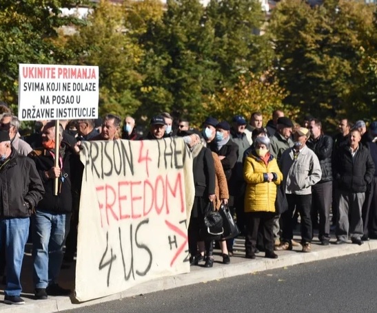 Β-Ε: Οι πολίτες ζητούν από το Γραφείο Ανθρωπίνων Δικαιωμάτων να δράσει εναντίον όσων “θέτουν σε κίνδυνο τη συνταγματική τάξη”