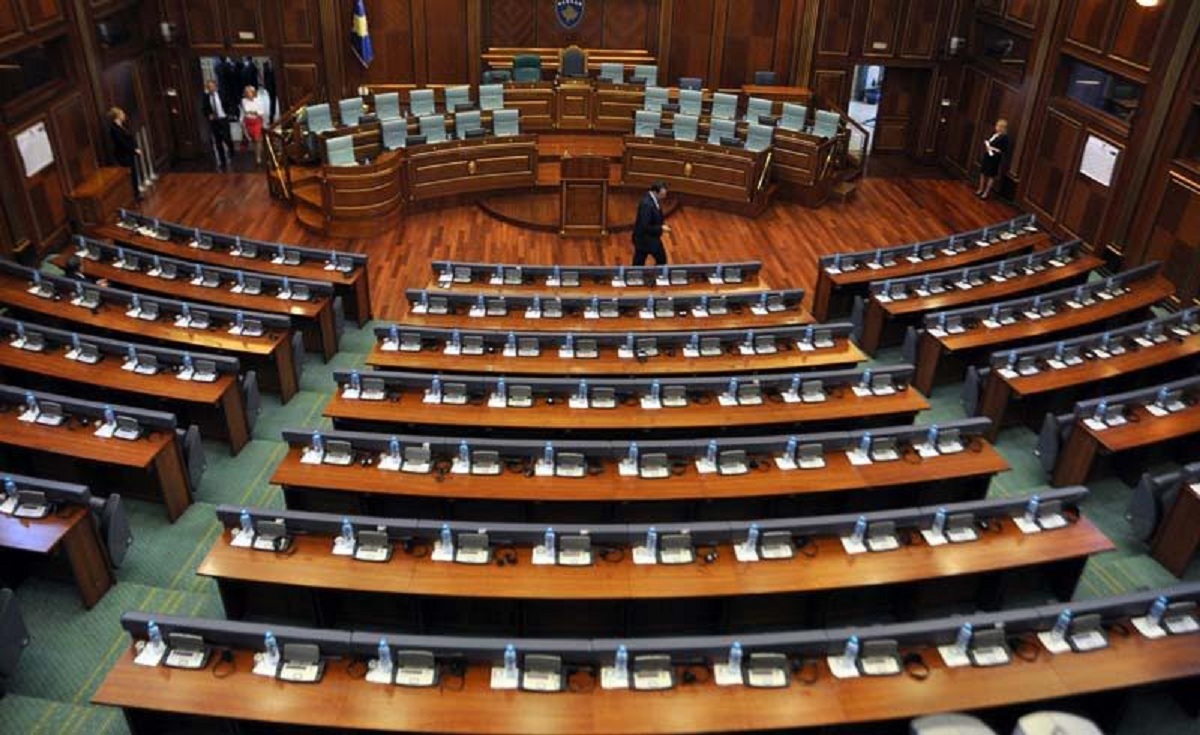 Parlamentarne debate između većine i opozicije na Kosovu o platformi za dijalog