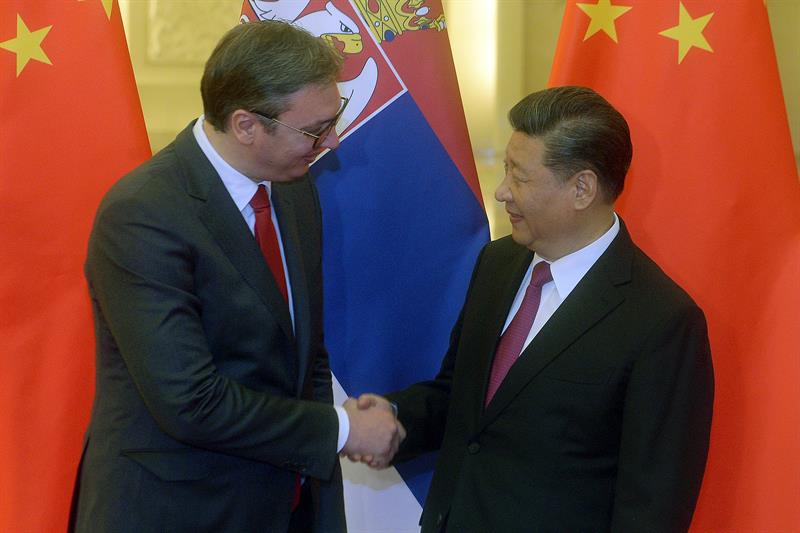 Vučić uzbuđen zbog sastanka sa Sijem