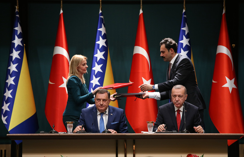 Merhaba, Dodik!