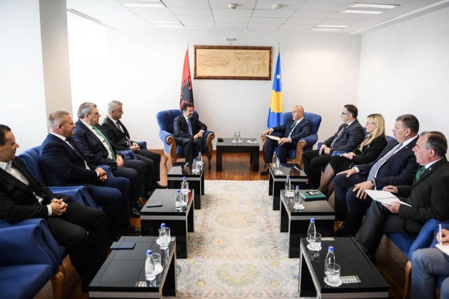 Kosovo i Albanija moraju koordinirati svoje stavove, kaže Haradinaj