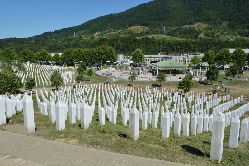 BiH: Udruženja žrtava iz Srebrenice planiraju tužiti Zlatnu Zoru