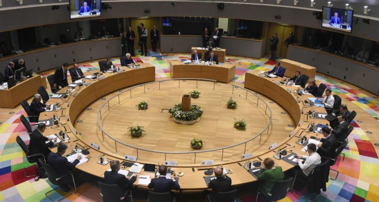 Atina na sastanku Evrogrupe ima dva ključna cilja