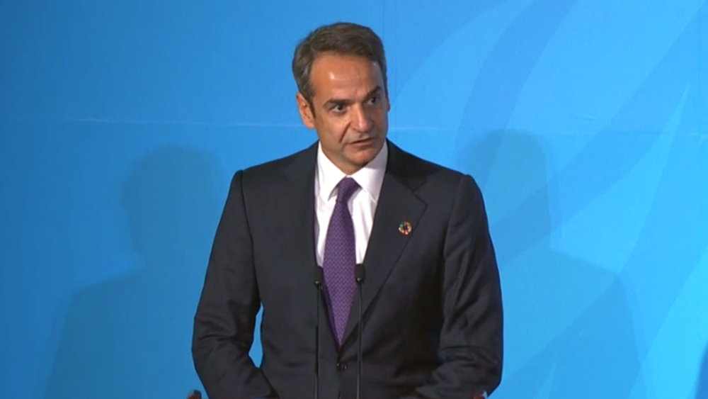 Mitsotakis o nedostatku transparentnosti ali bez pominjanja policijskih orgijanja