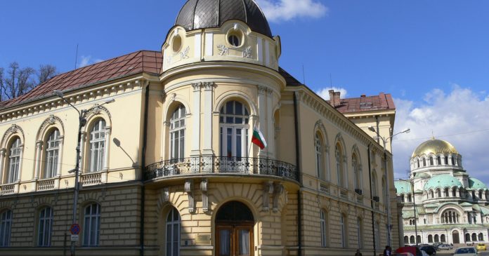 Bugarska Akademija negira postojanje makedonskog jezika, Skoplje reaguje