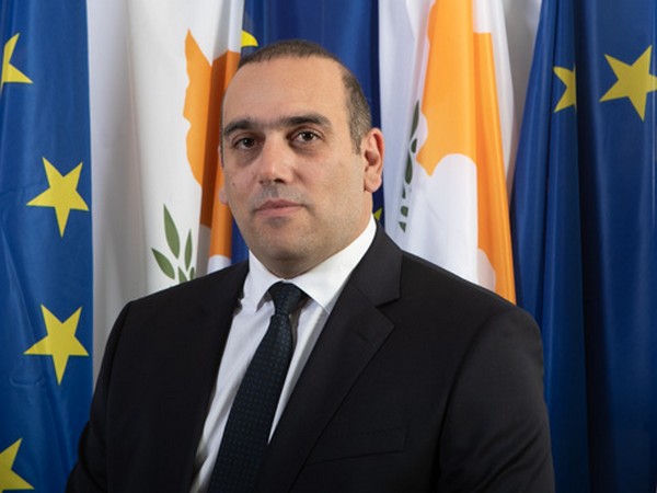 Kipar: Planu za uklanjanje starih i nabavku električnih vozila određen novi rok