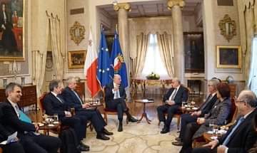 Dendias se na Malti sastao sa Bartlolom i Vellom