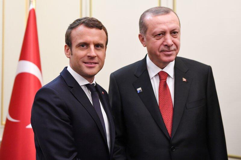Turska: Erdogan i Macron razgovarali telefonom