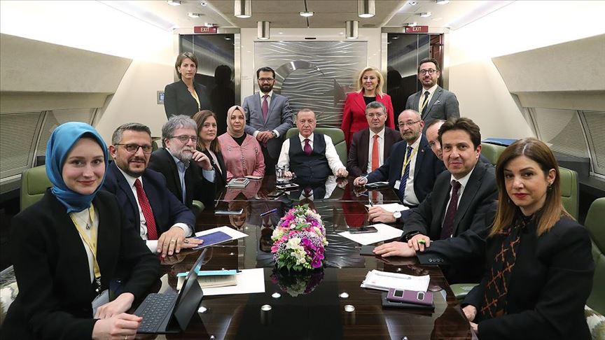 Erdogan: “Sastaću se sa Merkel i Macronom u utorak”