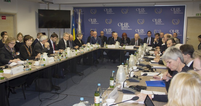 OHR: Materijalnom i drugim vrstama pomoći Bosni i treba upravljati transparentno i odgovorno