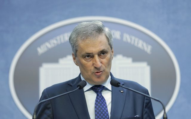 Rumunija: Predsednik poziva građane da ostanu kod kuća, odbacuje dogovor MUP-a i Crkve