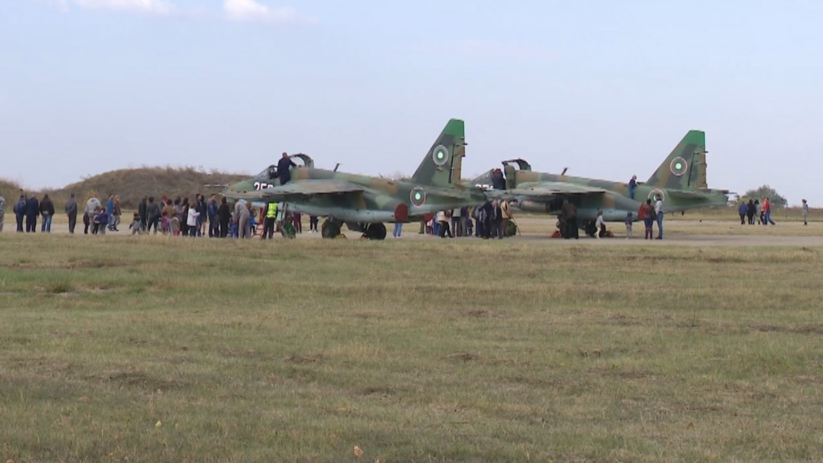 Bugarska: Pandemija bi mogla da odloži povratak SU-25 za dva meseca