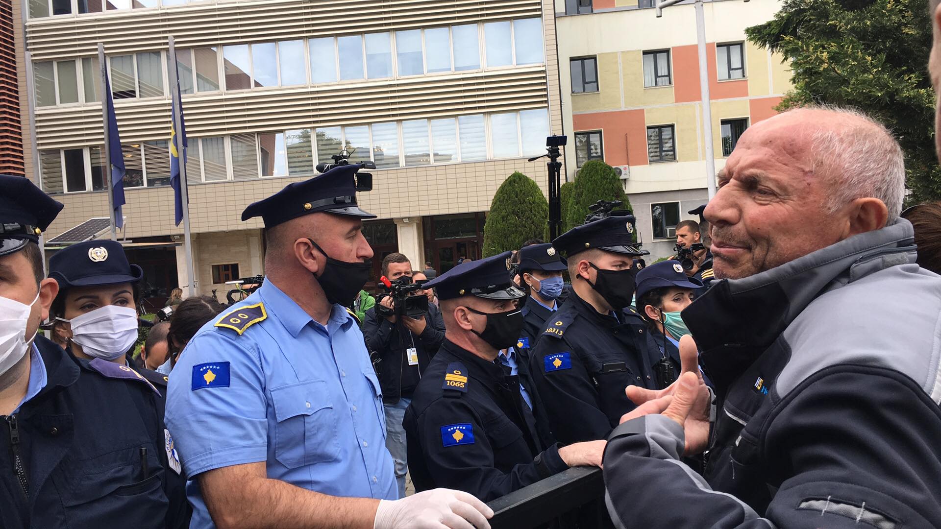 Kosovo: Građani su opljačkani za svoju pobedu, kaže lider parlametarne grupe Samoopredelenja