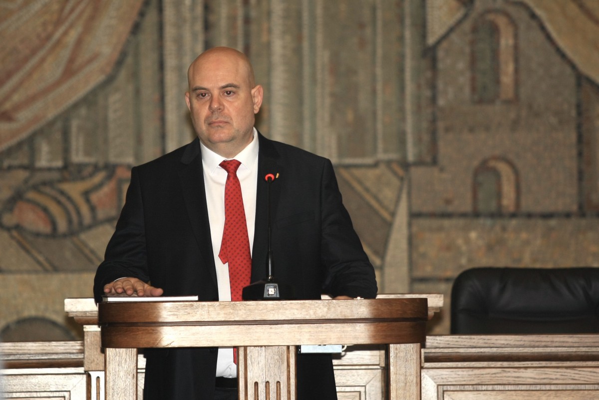 Bugarska: “Protesti i političke igre neće uticati na moj rad,” tvrdi glavni tužilac