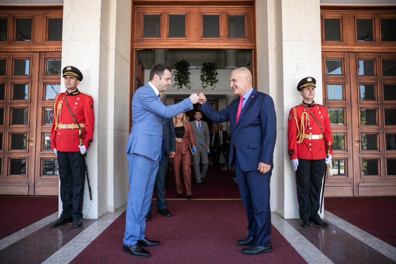 Albanija: Meta se sastao sa Selimijem