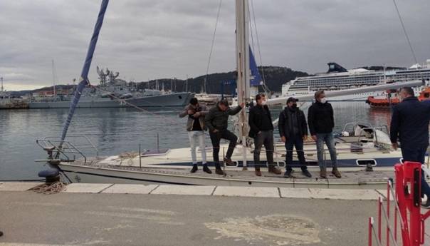 Crna Gora: Zaustavljen još jedan brod sa migrantima