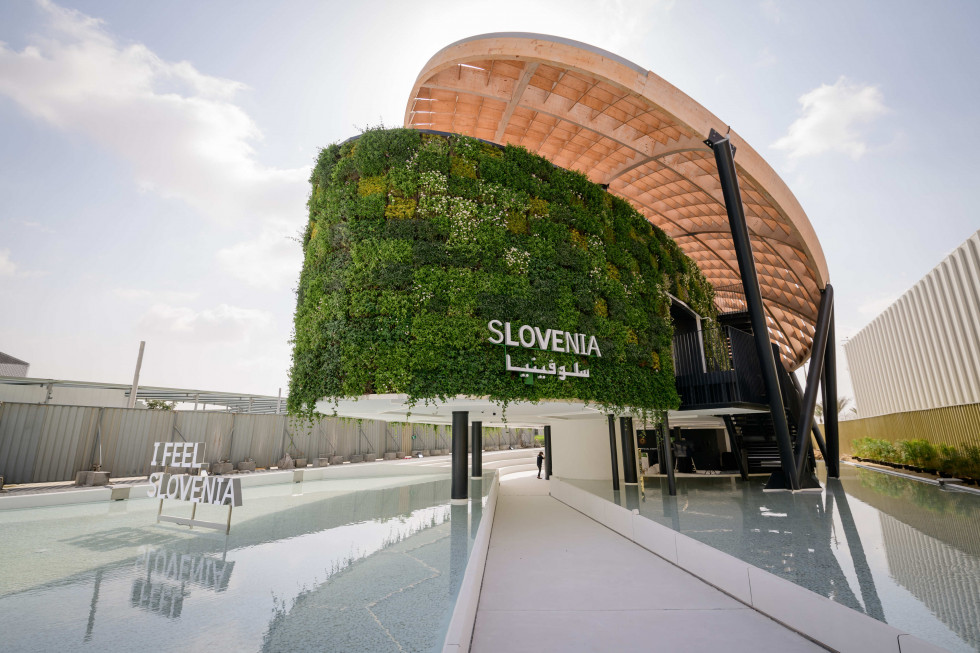 Slovenija: Ministar Počivalšek posetio slovenački paviljon na Expo-u u Dubaiju
