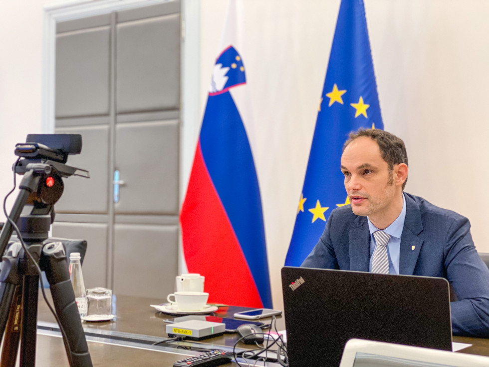 Slovenija: Zeleni i digitalni oporavak Evrope može se postići samo efikasnom saradnjom i koordinacijom, kaže Logar
