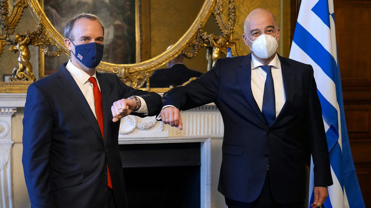 Grčka: Dendias u Londonu razgovarao sa Raabom i Morton o bilateralnim odnosima, istočnom Mediteranu i Kipru