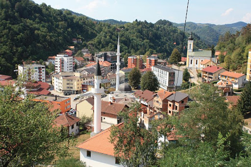 BiH: Bošnjačke stranke neće učestvovati na ponovljenim izborima u Srebrenici