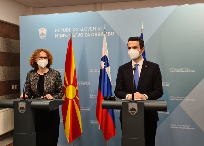 Slovenija: Ministar odbrane Tonin razgovarao sa ministarkom odbrane Severne Makedonije Radmilom Šekerinskom