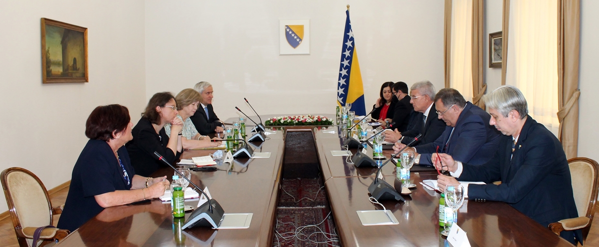 BiH: Članovi Predsedništva BiH se sastali sa savetnicom predsednika Francuske